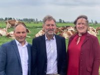 Kalversector sluit aan bij convenant Dierwaardige Veehouderij