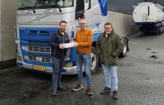 Taart+voor+chauffeurs+in+veelogistiek