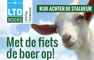 Met+de+fiets+de+boer+op+%2D+kijk+achter+de+staldeur