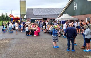 Ook+laatste+fietstocht+drukbezocht